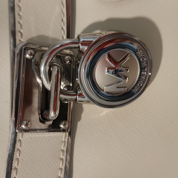 🤍MICHAEL KORS HAMILTON - Picture 4 of 13